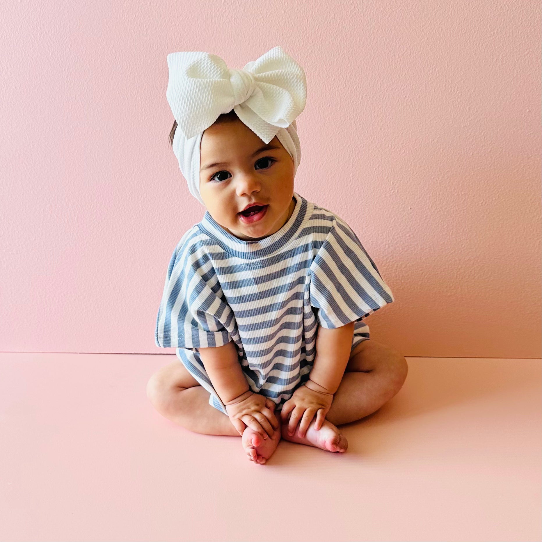 Lulu Luxe Bow - White