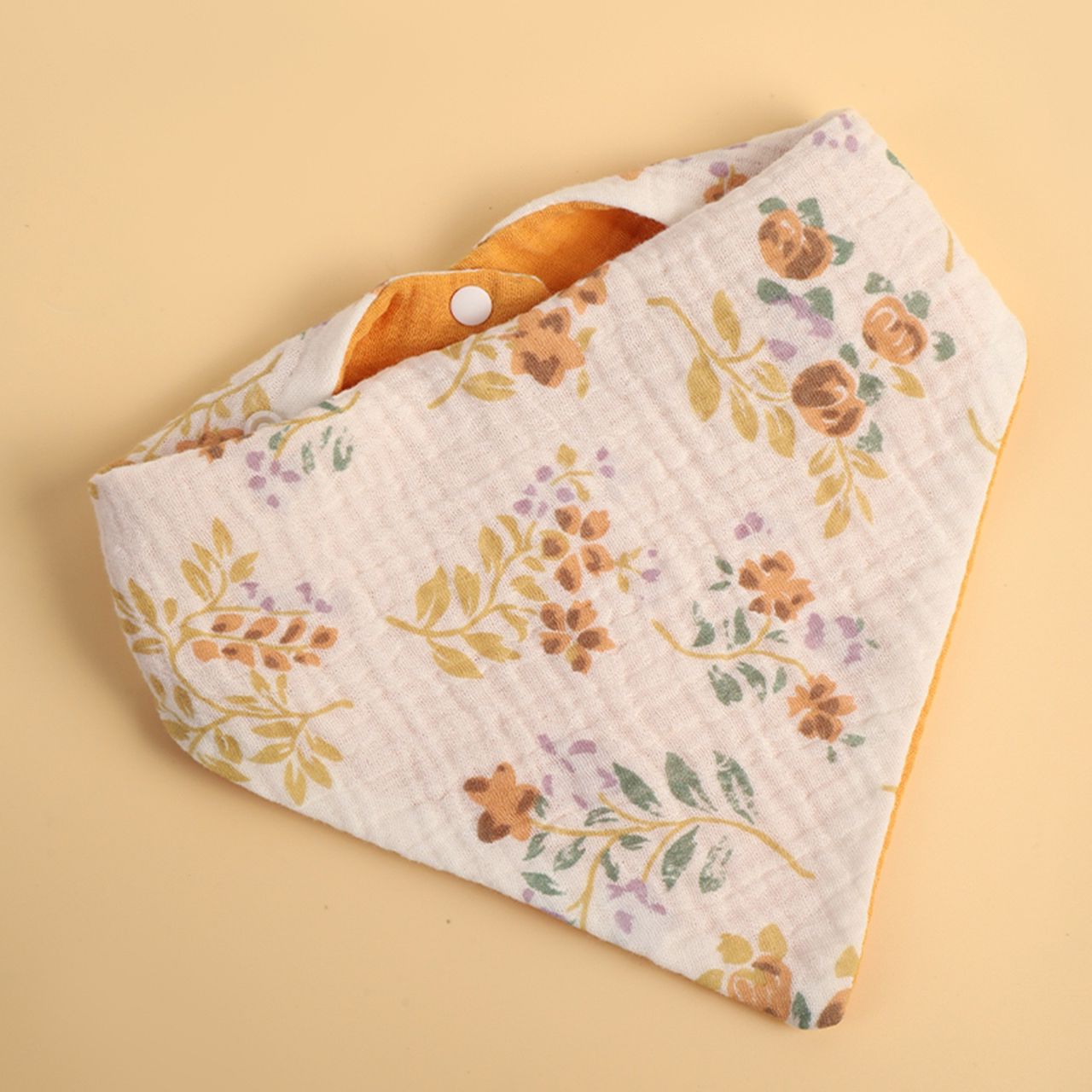 Lottie Muslin bibs