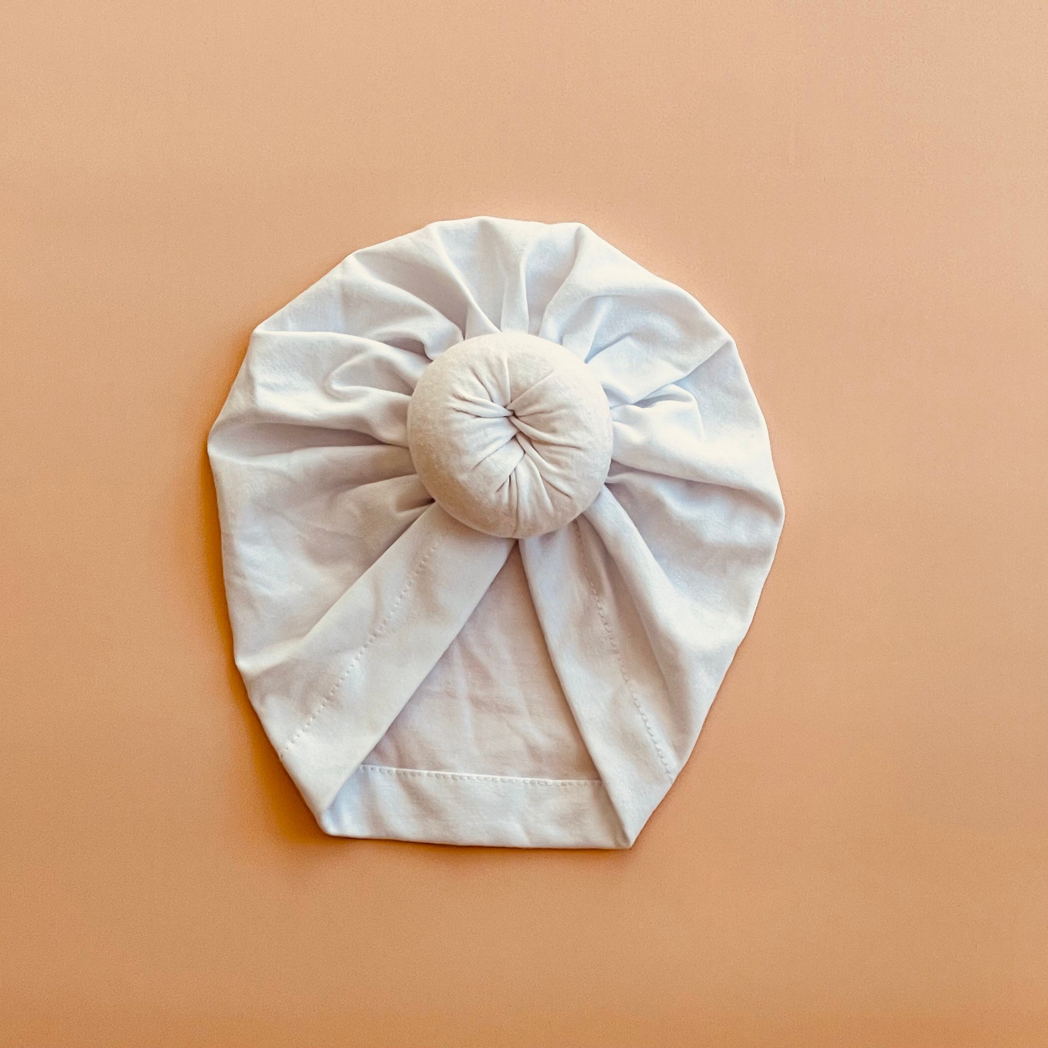 Harlow topknot - White