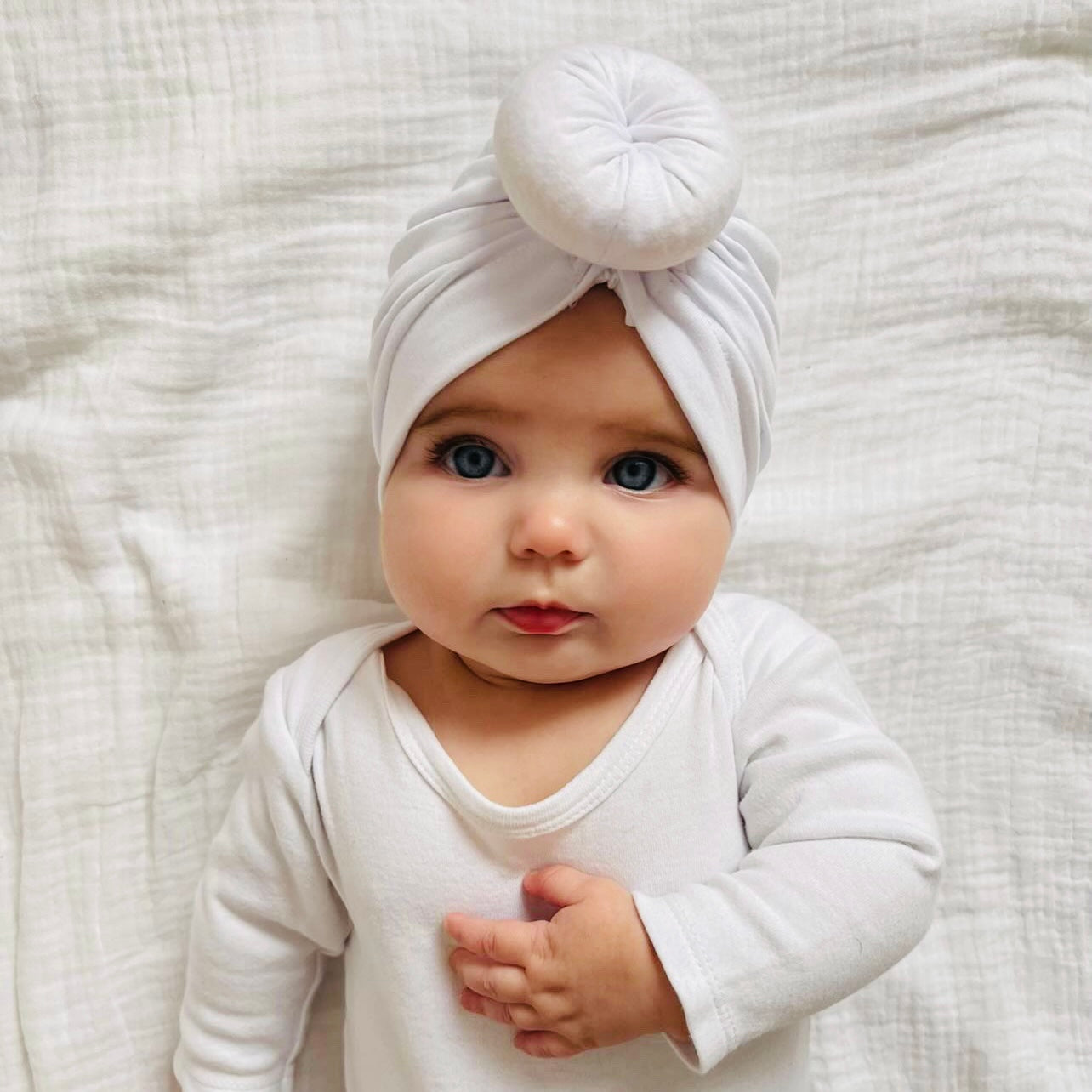 Harlow topknot - White