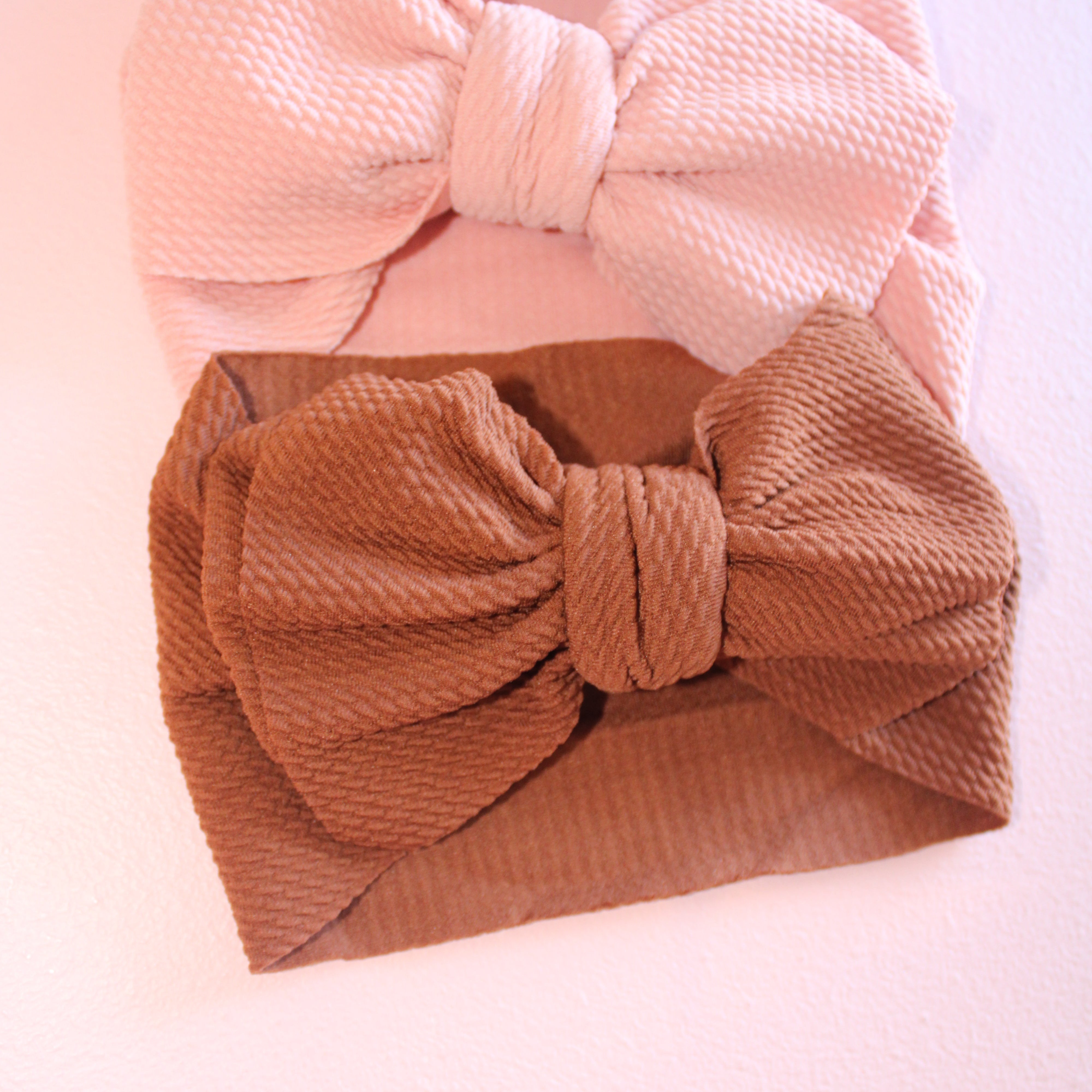 Lulu Luxe Bow - Tan